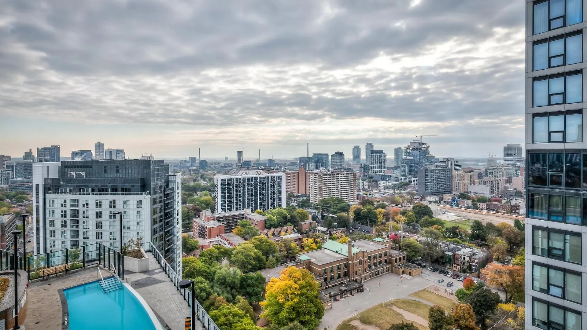 Rivetstays - The Jarvis Toronto Canada