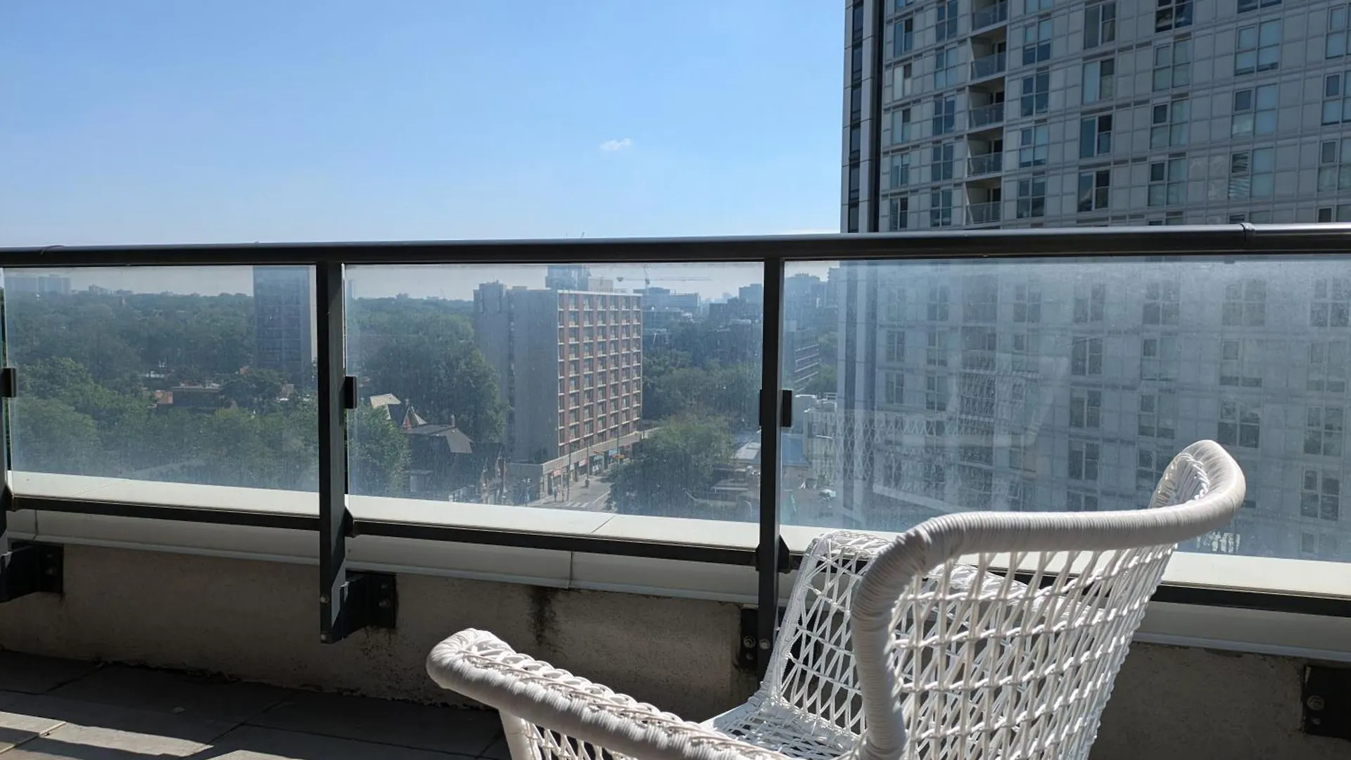 Rivetstays - The Jarvis Toronto